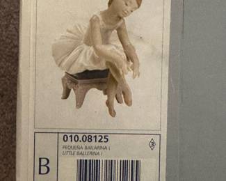 LLADRO Little Ballerina