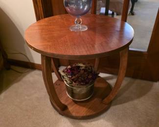 Art Deco pedestal table.