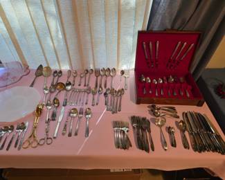 Silver plate flatware. 