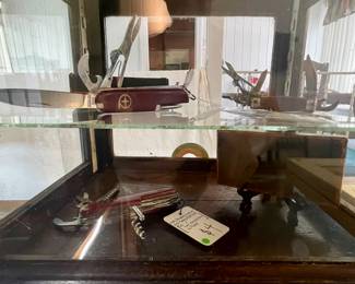 Collector Room @ Checkout
Vintage NOS Swiss Army Knife 