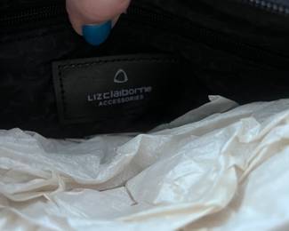 liz clamorer wallet