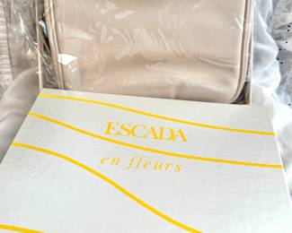 Escada "en fleurs"NIB