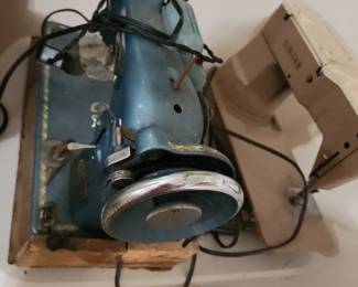 antique sewing machines, also have some newer sewing machines