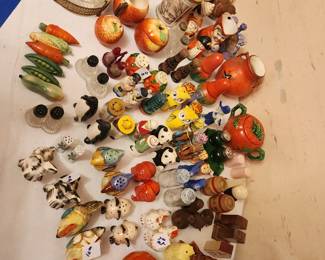 1930's salt and pepper shakers