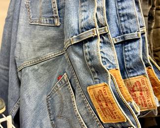 Levi's are 34x30
