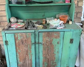 Shabby Chic potting stand