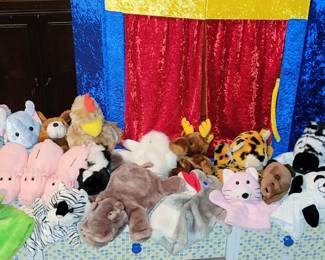 Puppet stage & hand puppets
