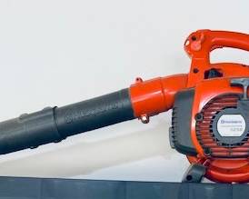 Husqvarna 125B 2 Cycle Gas Yard Blower.