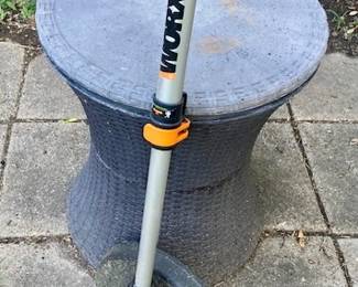 9.0V Worx Trimmer/Edger.