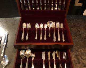89pc Sterling Set by Oneida in the King Cedric Pattern 