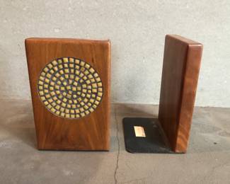 Marshal Studios Bookends 