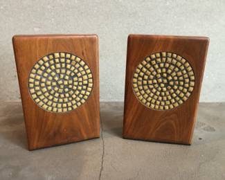 Marshal Studios Bookends 