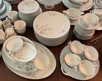 China bought in 1961 & gently used very rarely.