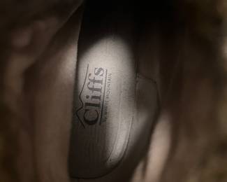 Cliffs boots