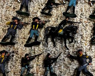 Vintage Britains & Crescent Painted Lead Toy Soldiers – Western & Civil War Lot – Rare UK Figures