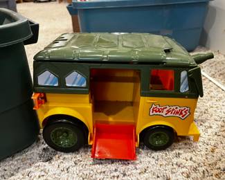 TMNT Knockoff 'Foot Stinks' Parody Van – Vintage Toy