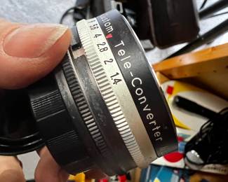 Vivitar tele converter lens
