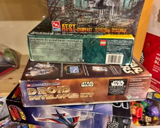 Lego Star Wars Droid Developer Kit (Mindstorms) – Star Wars AT-ST Snapfast Model Kit (AMT)