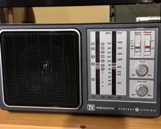 Vintage GE WB/AM/FM Radio, TV Sound Tuner by General Electric

