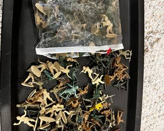 Plastic soldiers