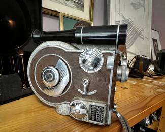 Revere 8mm movie camera 70