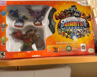 Skylanders Giants Wii Starter Pack, New in Box with Portal and Figures

