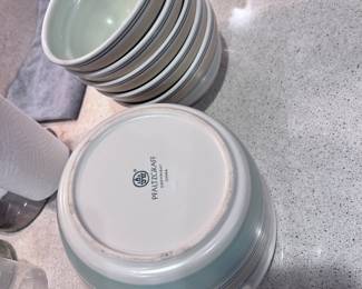 Set of pfaltzgraff vintage ceramic dinnerware  