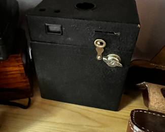 Kodak Brownie box camera Model B