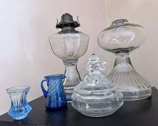 Assorted glass, Vintage early XXth century glass oil lamp, Glass dish, blue glass 