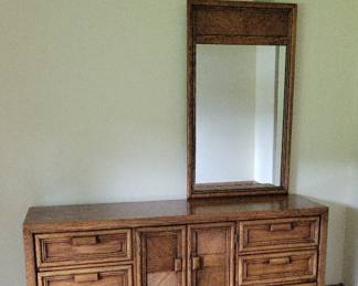 Dresser 9 Drawer