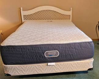 Queen Beautyrest Mattress, Box Spring Coated Wicker Headboard, Metal Frame