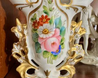 Portugal Old Paris style floral design spill vase, ca 1900s.