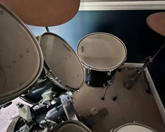 Drum set
