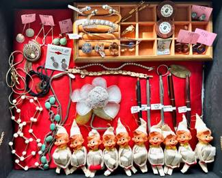 Jewelry Plus Vintage Xmas Elves