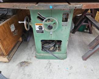 Rockwell table saw