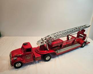 Tonka No 5 Metal Ladder Truck Fire Engine
https://www.auctionninja.com/stress-free-estate-services-llc/sales/details/collectors-cache-auction-coins-vintage-toys-jewelry-collectibles-ephemera-silver-and-more-no-reserves-shipping-available-or-alton-nh-pickup-36.html?an=pptvtd
