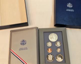 1986 Silver Prestige Set With Case And COA https://www.auctionninja.com/stress-free-estate-services-llc/sales/details/collectors-cache-auction-coins-vintage-toys-jewelry-collectibles-ephemera-silver-and-more-no-reserves-shipping-available-or-alton-nh-pickup-36.html?an=pptvtd