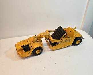 Ertl John Deere Paver https://www.auctionninja.com/stress-free-estate-services-llc/sales/details/collectors-cache-auction-coins-vintage-toys-jewelry-collectibles-ephemera-silver-and-more-no-reserves-shipping-available-or-alton-nh-pickup-36.html?an=pptvtd