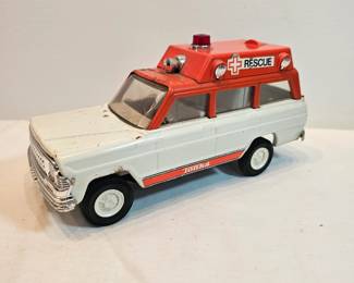 Tonka Metal Toy Truck Jeep Wagoneer Ambulance https://www.auctionninja.com/stress-free-estate-services-llc/sales/details/collectors-cache-auction-coins-vintage-toys-jewelry-collectibles-ephemera-silver-and-more-no-reserves-shipping-available-or-alton-nh-pickup-36.html?an=pptvtd
