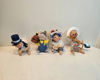 Annalee Mouse Dolls 1999 Lot Of 4 https://www.auctionninja.com/stress-free-estate-services-llc/sales/details/collectors-cache-auction-coins-vintage-toys-jewelry-collectibles-ephemera-silver-and-more-no-reserves-shipping-available-or-alton-nh-pickup-36.html?an=pptvtd
