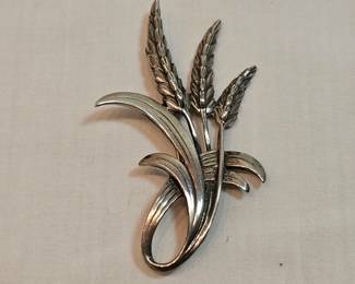 Danecraft Sterling Wheat Brooch https://www.auctionninja.com/stress-free-estate-services-llc/sales/details/collectors-cache-auction-coins-vintage-toys-jewelry-collectibles-ephemera-silver-and-more-no-reserves-shipping-available-or-alton-nh-pickup-36.html?an=pptvtd