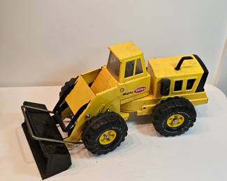 Tonka Metal Toy Trucks Loader  https://www.auctionninja.com/stress-free-estate-services-llc/sales/details/collectors-cache-auction-coins-vintage-toys-jewelry-collectibles-ephemera-silver-and-more-no-reserves-shipping-available-or-alton-nh-pickup-36.html?an=pptvtd