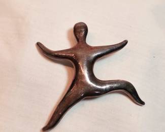Sterling Brooch https://www.auctionninja.com/stress-free-estate-services-llc/sales/details/collectors-cache-auction-coins-vintage-toys-jewelry-collectibles-ephemera-silver-and-more-no-reserves-shipping-available-or-alton-nh-pickup-36.html?an=pptvtd