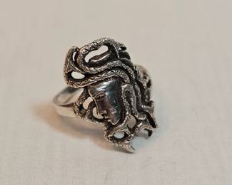 Sterling Goddess Ring https://www.auctionninja.com/stress-free-estate-services-llc/sales/details/collectors-cache-auction-coins-vintage-toys-jewelry-collectibles-ephemera-silver-and-more-no-reserves-shipping-available-or-alton-nh-pickup-36.html?an=pptvtd