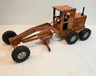Tonka Metal Tractor Orange Hwy Department Grader  https://www.auctionninja.com/stress-free-estate-services-llc/sales/details/collectors-cache-auction-coins-vintage-toys-jewelry-collectibles-ephemera-silver-and-more-no-reserves-shipping-available-or-alton-nh-pickup-36.html?an=pptvtd