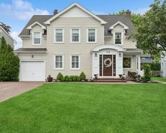 GRACIOUS GARDEN CITY TAG SALE HOME