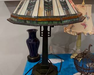 Leaded glass lamp