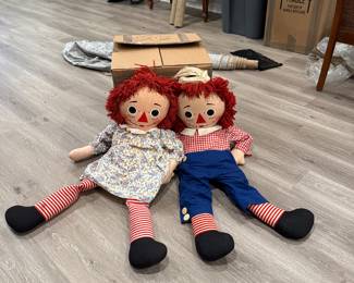 Large vintage Raggedy Anne and Andy dolls
