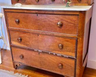 Victorian Chest of Drawers