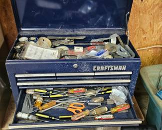 Craftsman tool chest with tools